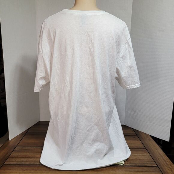 "My Favorite Men: Jack, Jim & Jose" Graphic SS Tee White - Size Large - Picture 3 of 4